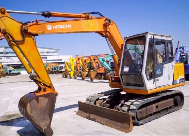 HITACHI-ЕХ60