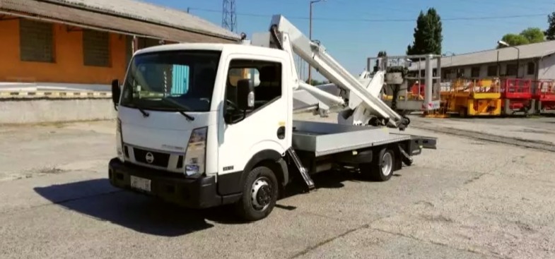 NISSAN-HX195